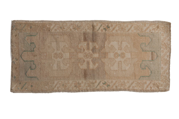 1.5x3.5 Vintage Distressed Oushak Rug Mat Runner // ONH Item 9401