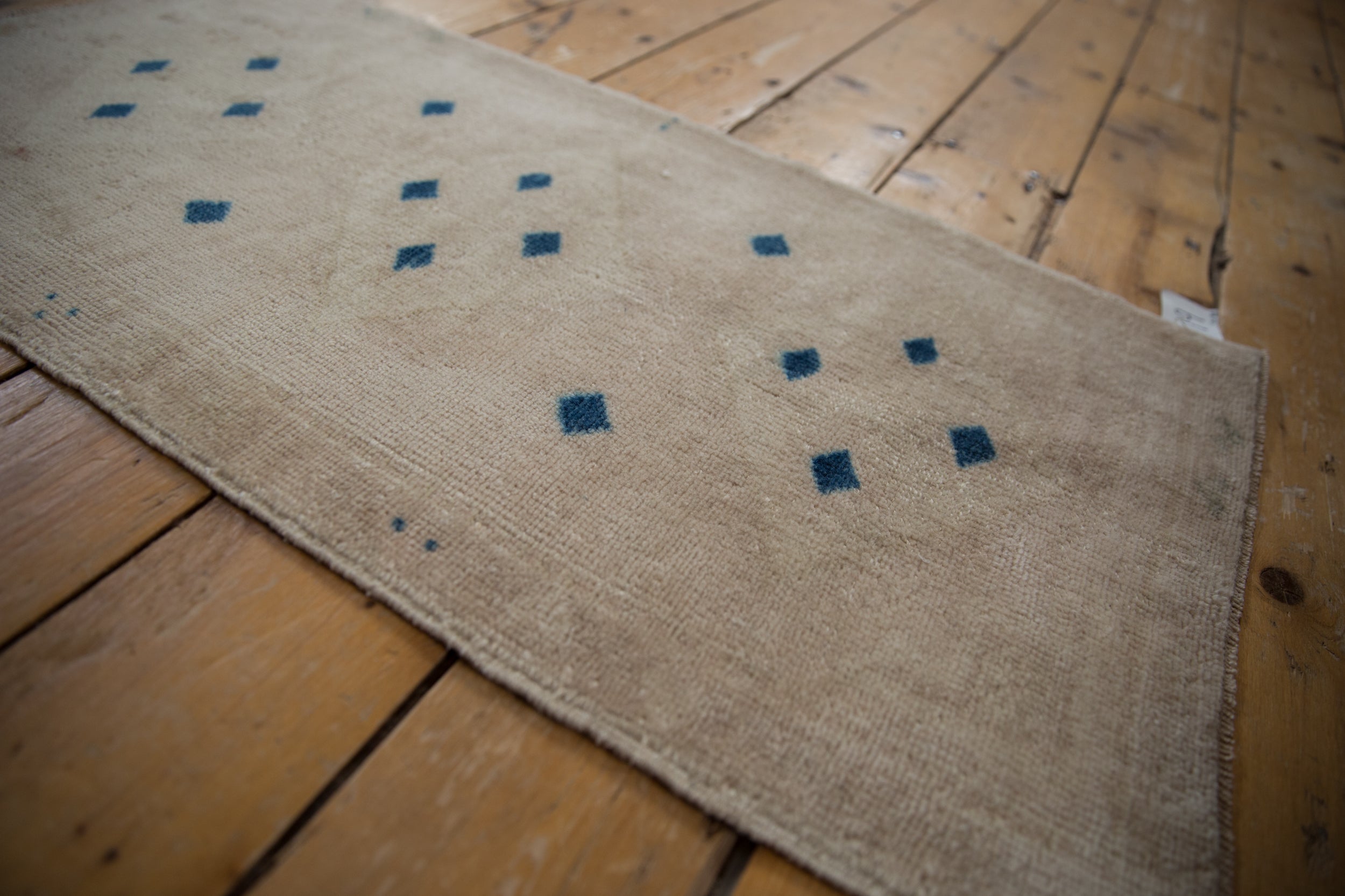 1.5x3.5 Vintage Distressed Oushak Rug Mat Runner // ONH Item 9419 Image 1