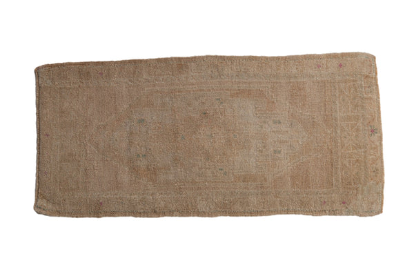 1.5x4 Vintage Distressed Oushak Rug Mat Runner // ONH Item 9425