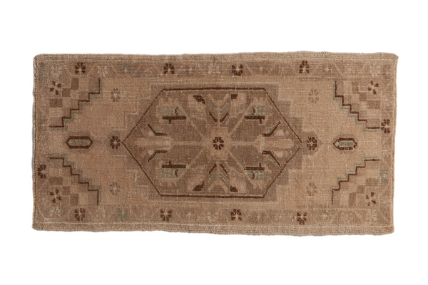 1.5x3.5 Vintage Distressed Oushak Rug Mat Runner // ONH Item 9426
