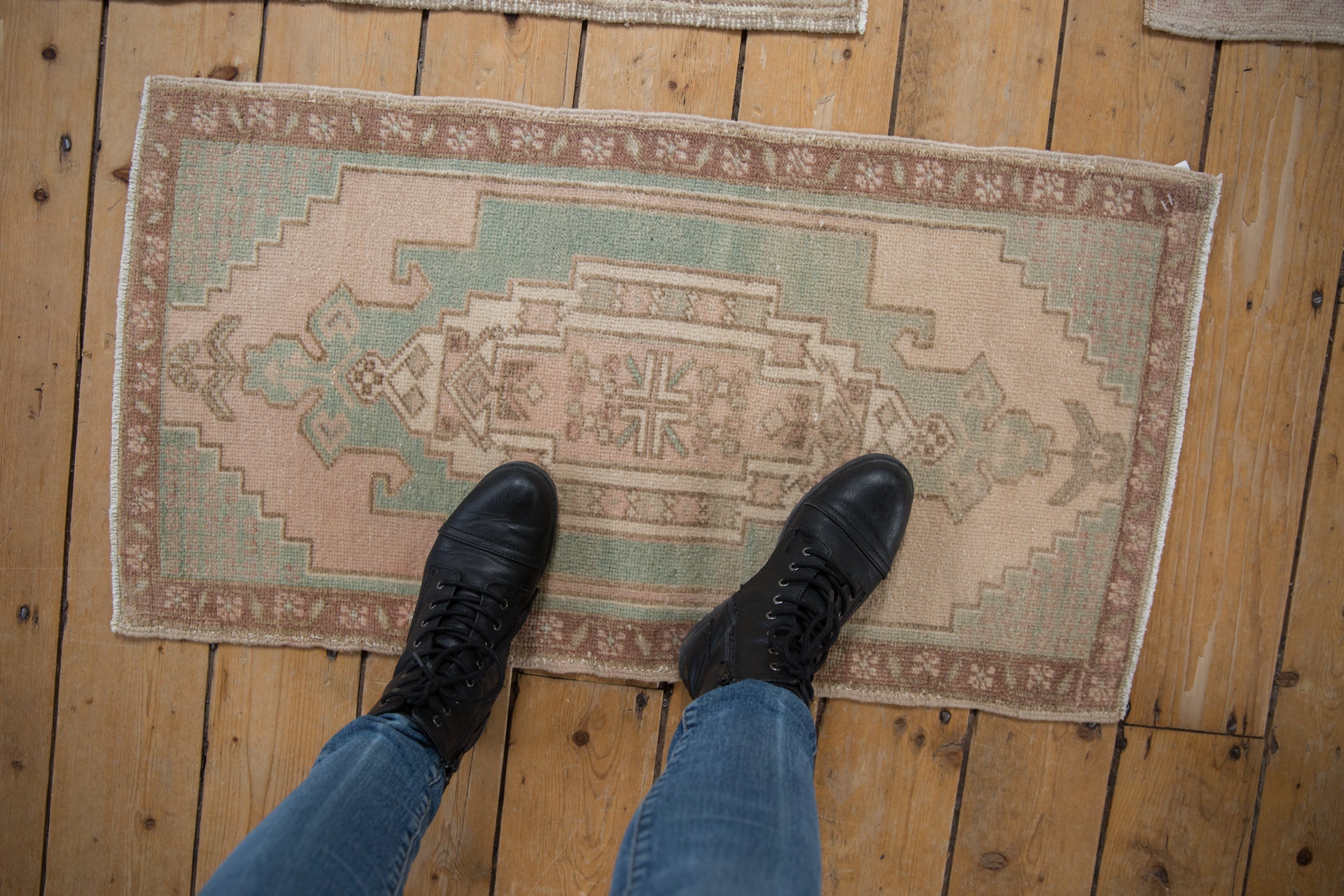 1.5x3 Vintage Distressed Oushak Rug Mat // ONH Item 9427 Image 1