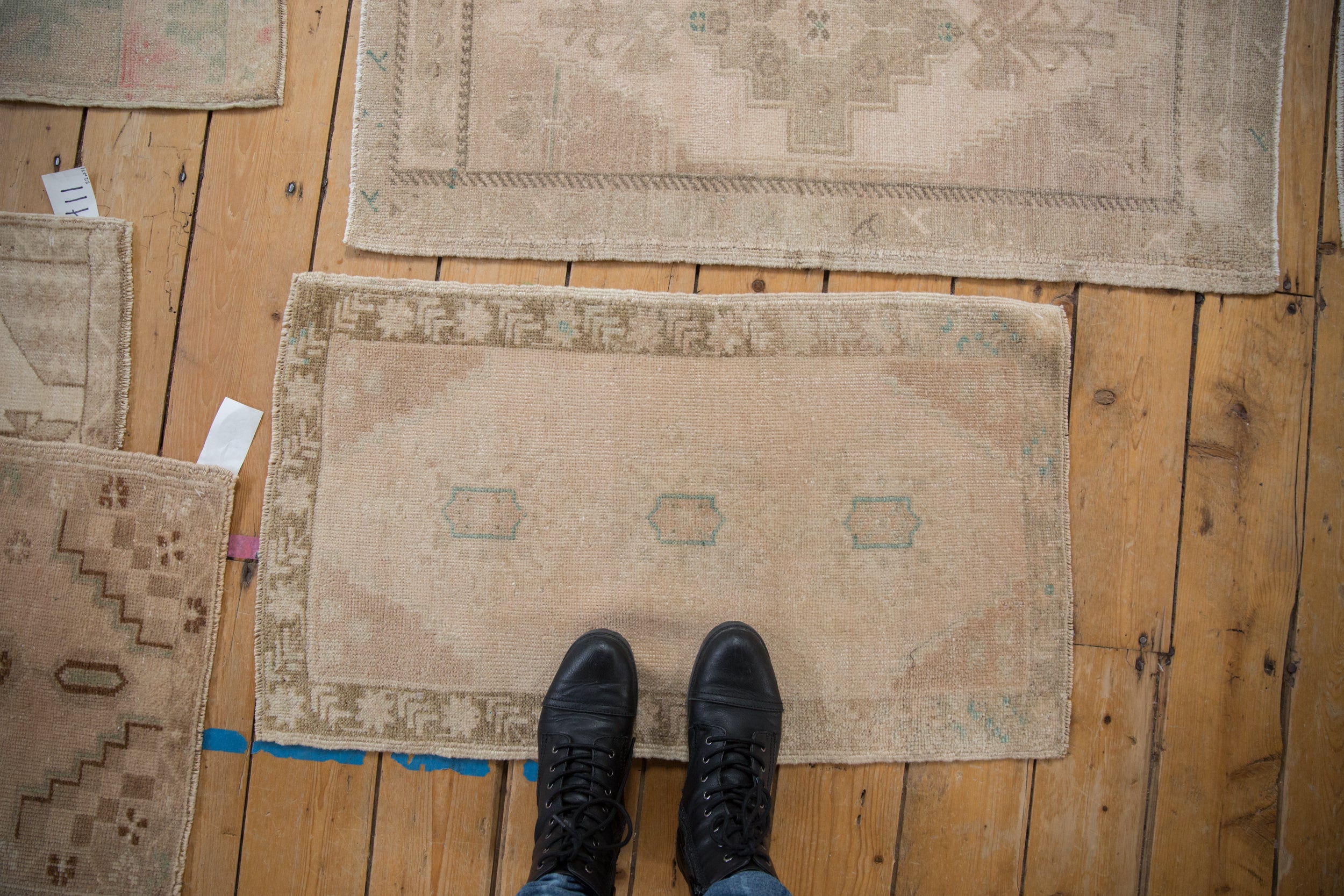 1.5x3 Vintage Distressed Oushak Rug Mat // ONH Item 9430 Image 1