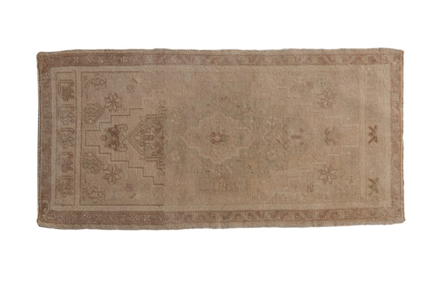 1.5x3.5 Vintage Distressed Oushak Rug Mat Runner // ONH Item 9431