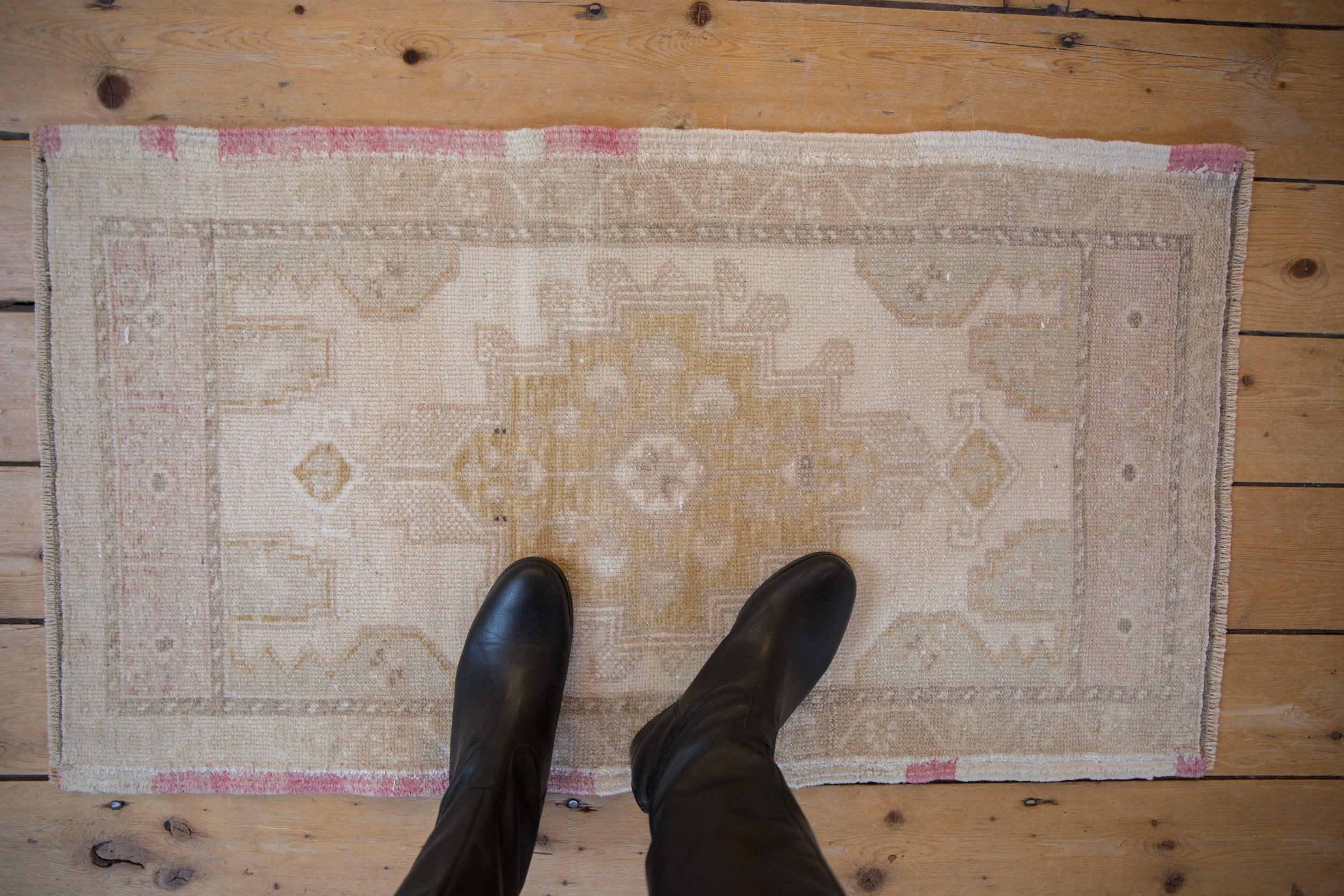 2x3.5 Vintage Distressed Oushak Rug // ONH Item 9452 Image 1