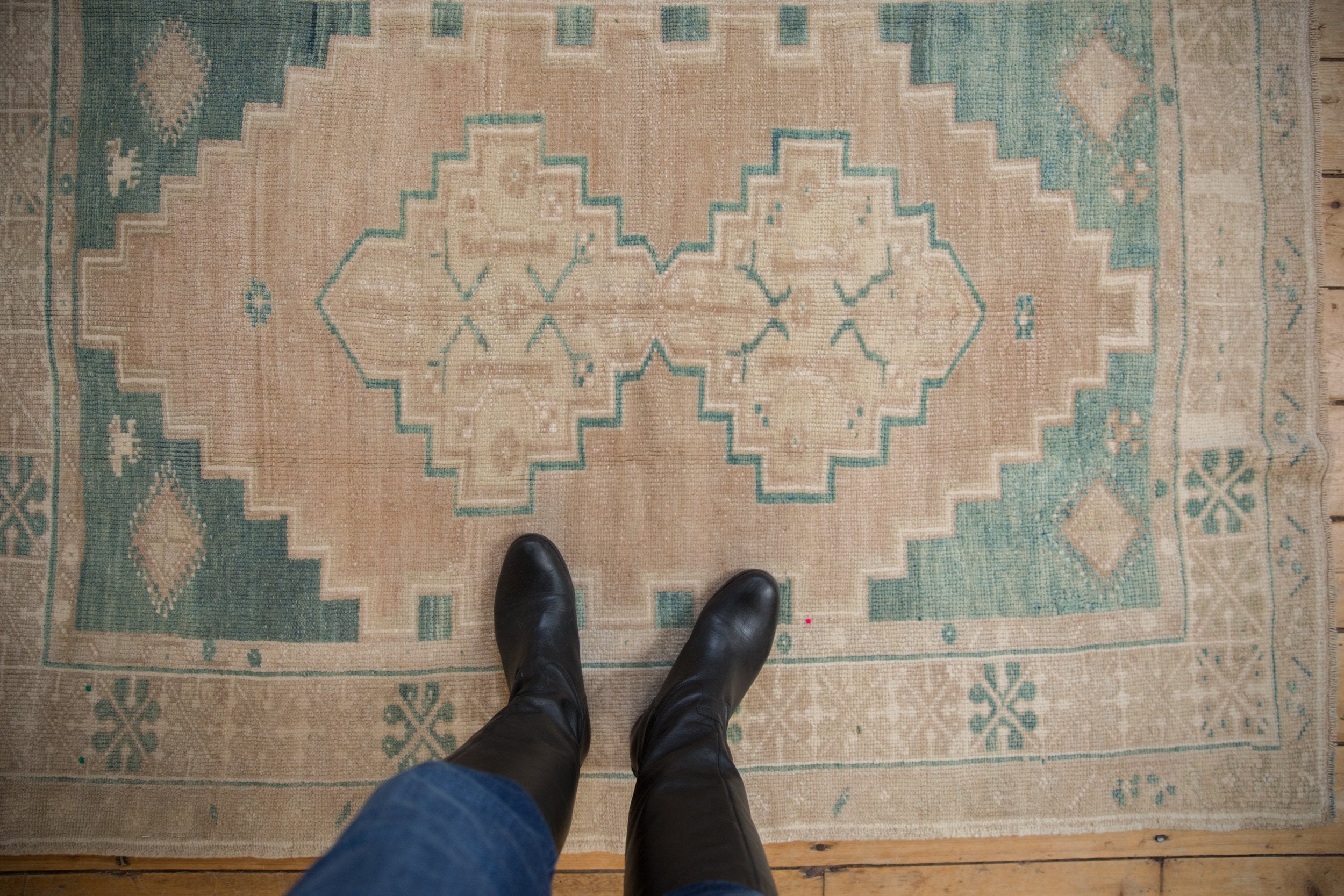 4x5.5 Vintage Distressed Oushak Rug // ONH Item 9455 Image 1