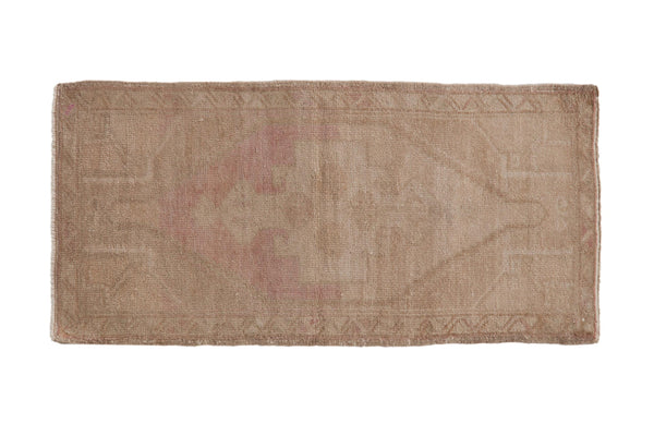 1.5x3.5 Vintage Distressed Oushak Rug Mat Runner // ONH Item 9459