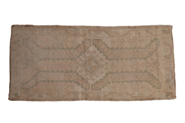 1.5x3.5 Vintage Distressed Oushak Rug Mat Runner // ONH Item 9467