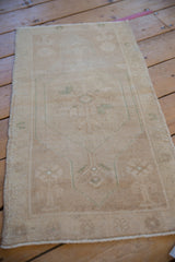 1.5x3 Vintage Distressed Oushak Rug Mat // ONH Item 9472 Image 4