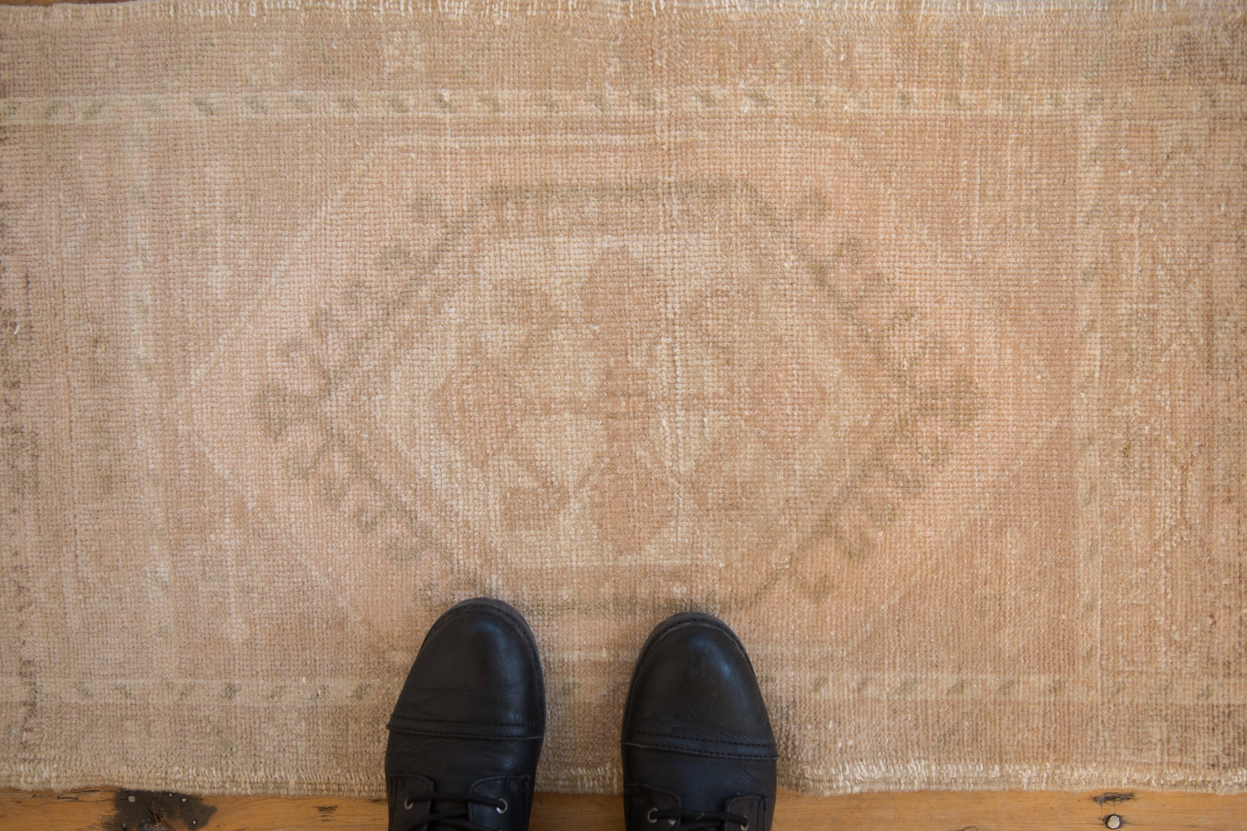 1.5x3 Vintage Distressed Oushak Rug Mat // ONH Item 9477 Image 1