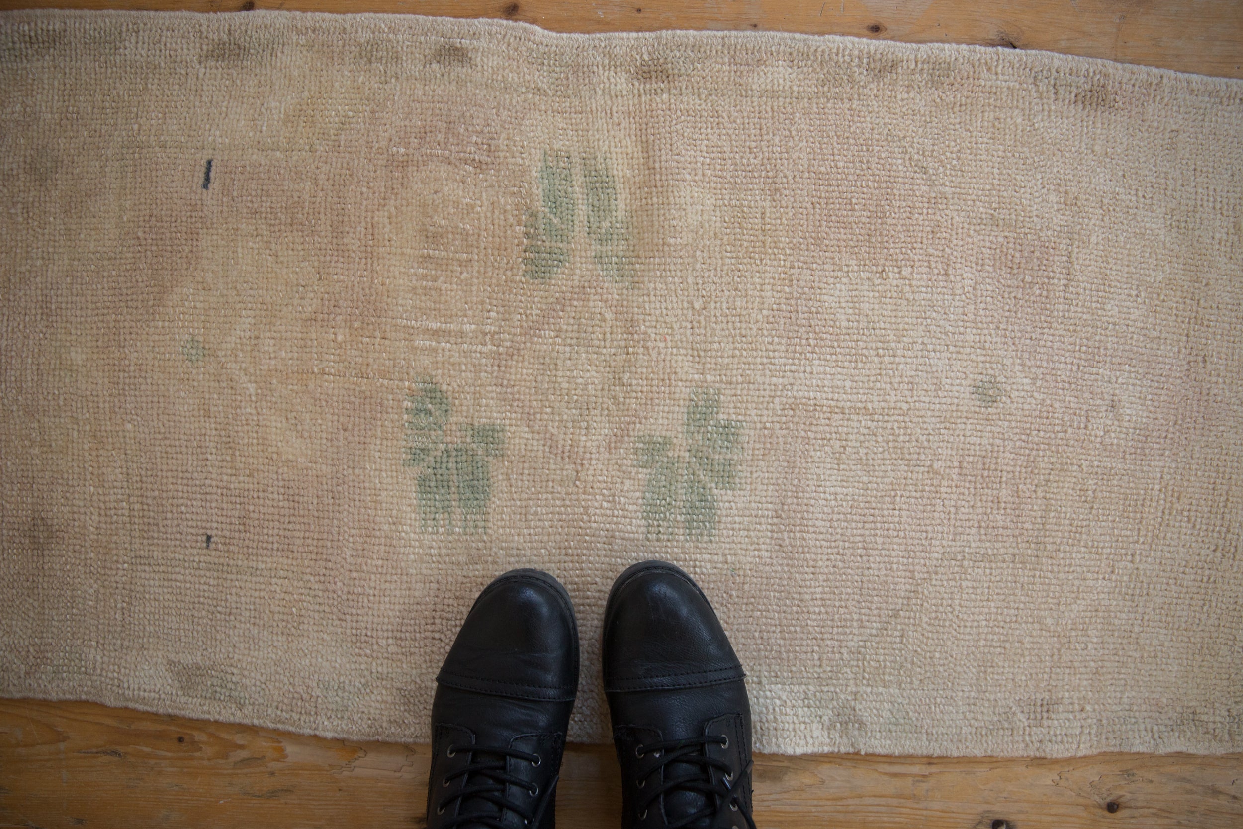 1.5x3.5 Vintage Distressed Oushak Rug Mat Runner // ONH Item 9479 Image 1