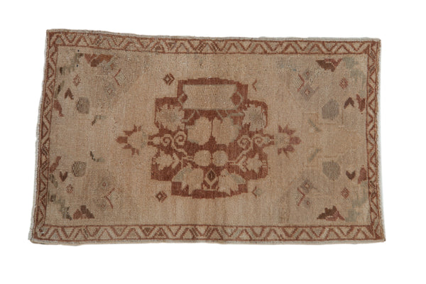 1.5x3 Vintage Distressed Oushak Rug Mat // ONH Item 9480