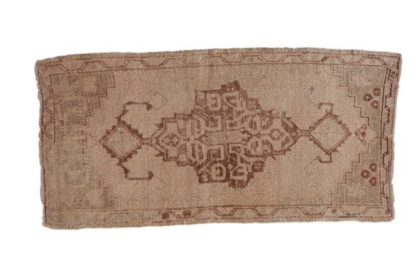 1.5x3.5 Vintage Distressed Oushak Rug Mat Runner // ONH Item 9492