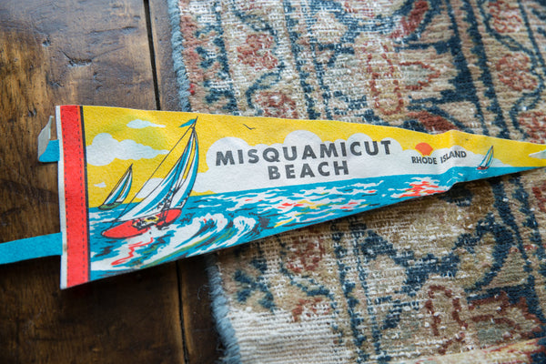 Vintage Misquamicut Beach Rhode Island Felt Flag // ONH Item 9518 Image 1