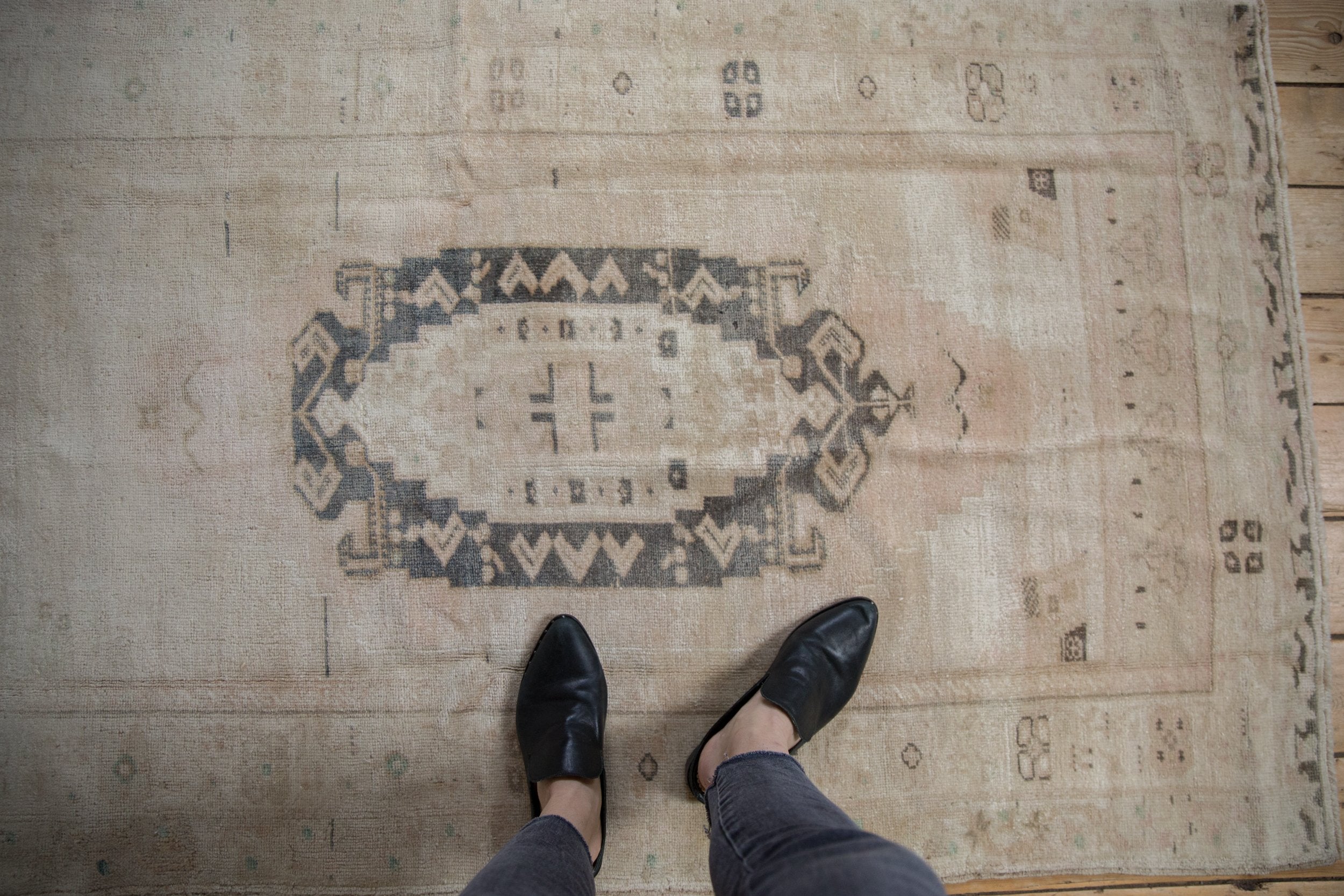 3.5x6 Vintage Distressed Oushak Rug // ONH Item 9564 Image 1