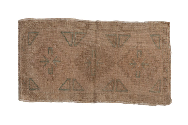 1.5x3 Vintage Distressed Oushak Rug Mat // ONH Item 9585