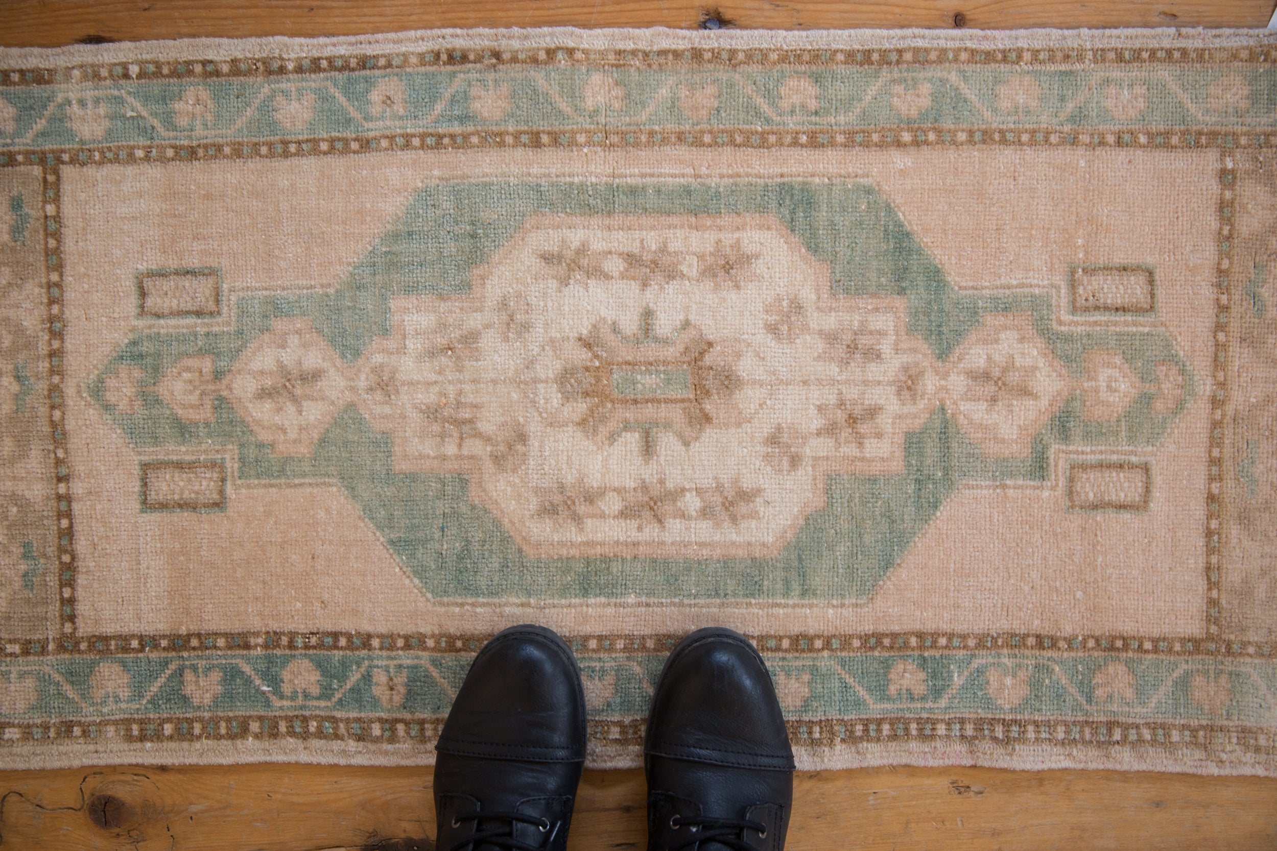 1.5x3.5 Vintage Distressed Oushak Rug Mat Runner // ONH Item 9606 Image 1