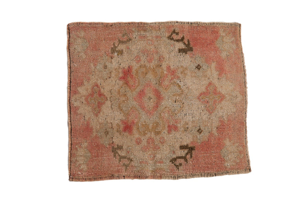 2x2 Vintage Distressed Oushak Square Rug Mat // ONH Item 9607