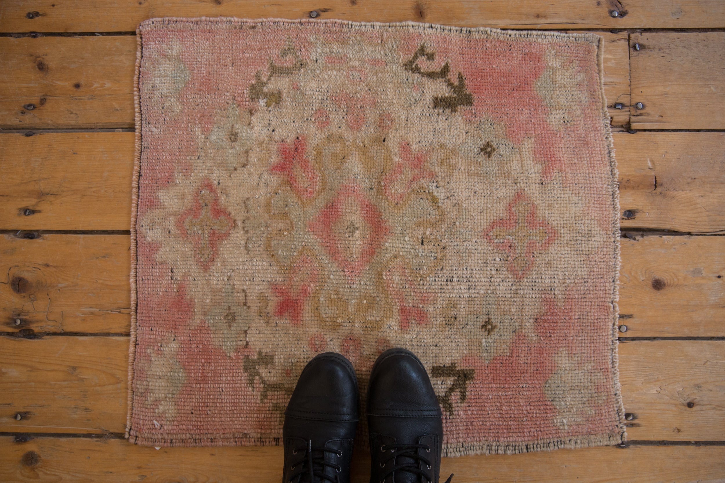 2x2 Vintage Distressed Oushak Square Rug Mat // ONH Item 9607 Image 1