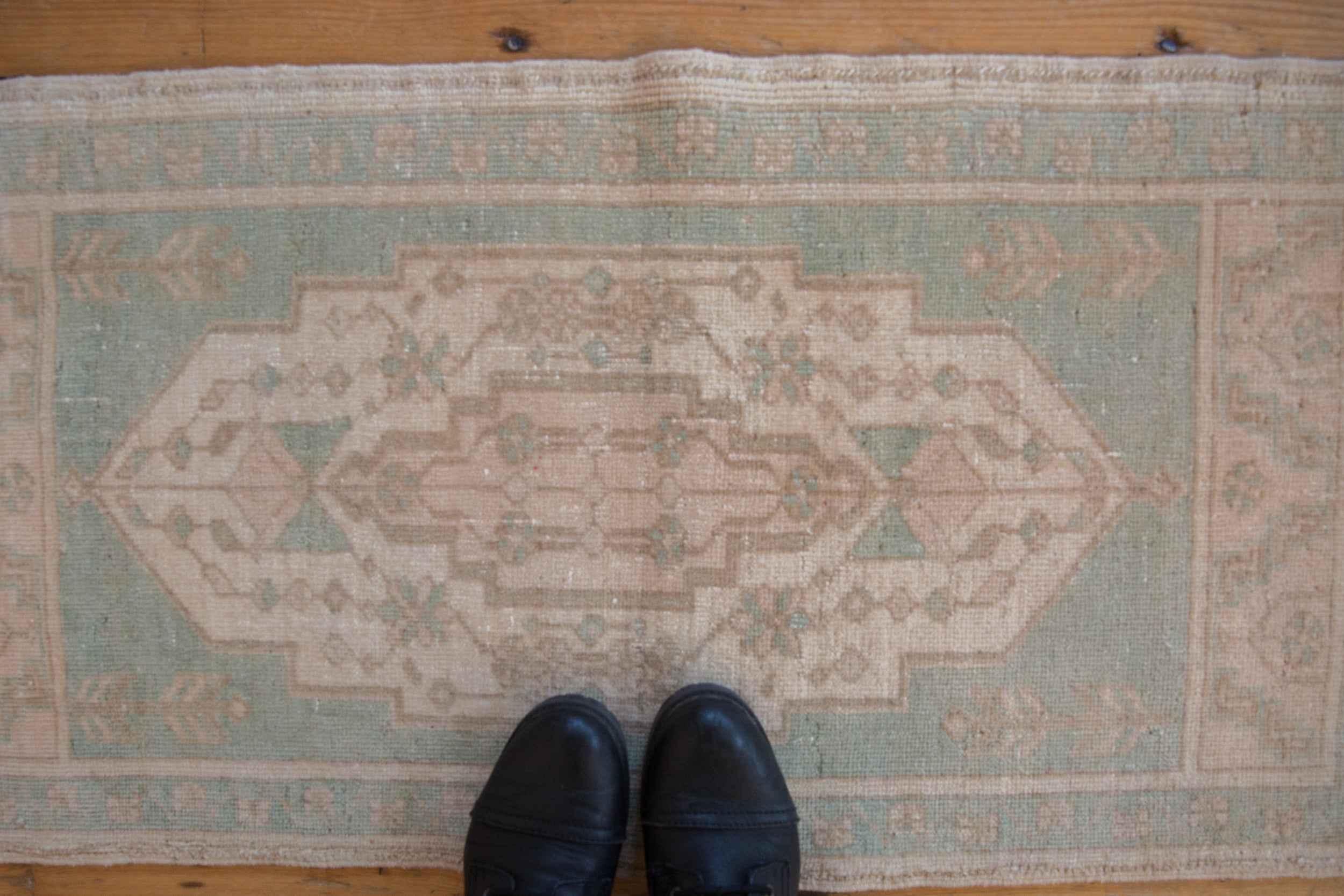 1.5x3.5 Vintage Distressed Oushak Rug Mat Runner // ONH Item 9610 Image 1