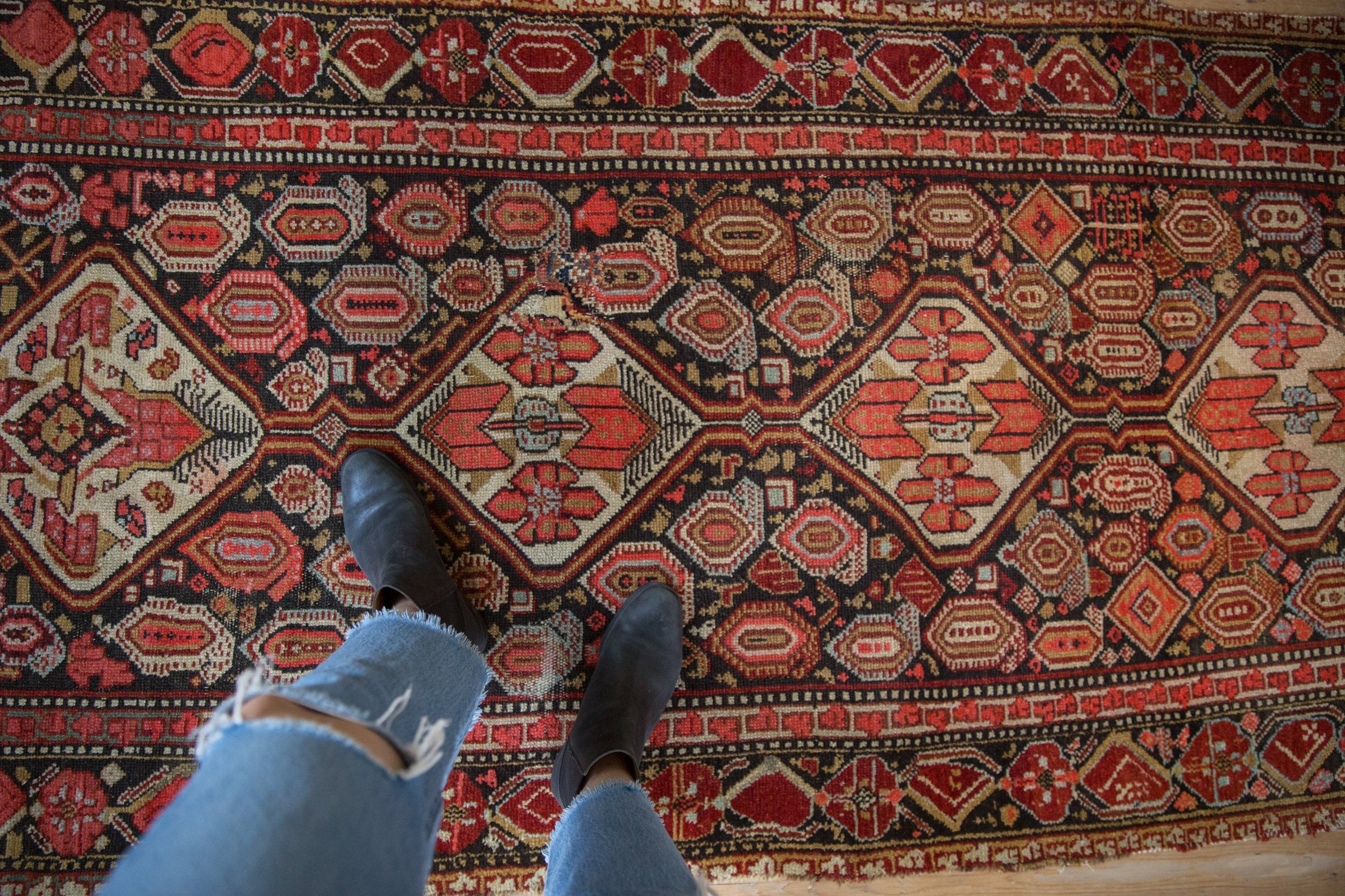 3.5x7.5 Vintage Malayer Rug Runner // ONH Item 9671 Image 1