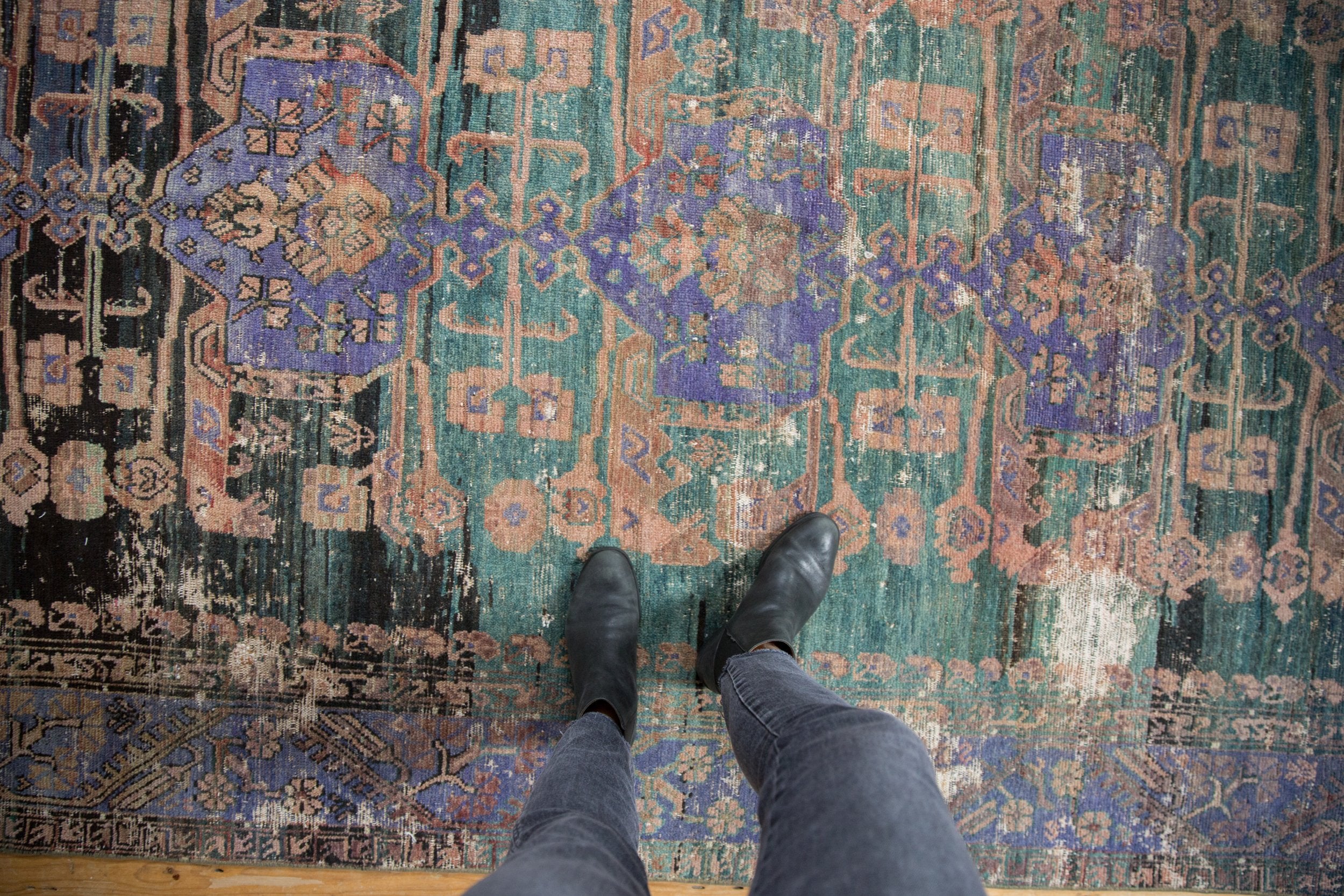 5.5x11 Vintage Distressed Oushak Rug Runner // ONH Item 9681 Image 1