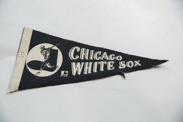 Vintage Chicago White Sox Felt Flag Pennant // ONH Item 9745 Image 1