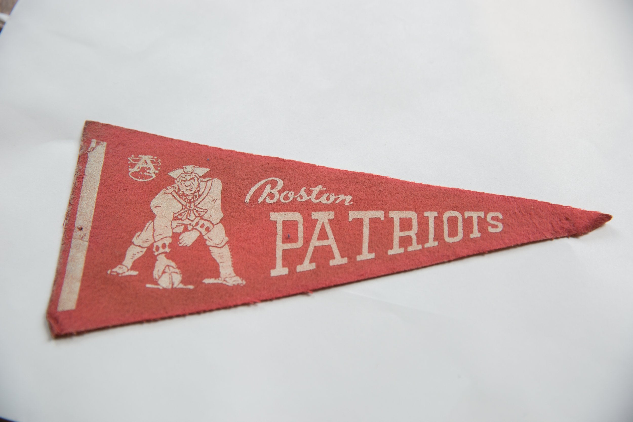 Vintage Boston Patriots Felt Flag Pennant // ONH Item 9746 Image 1
