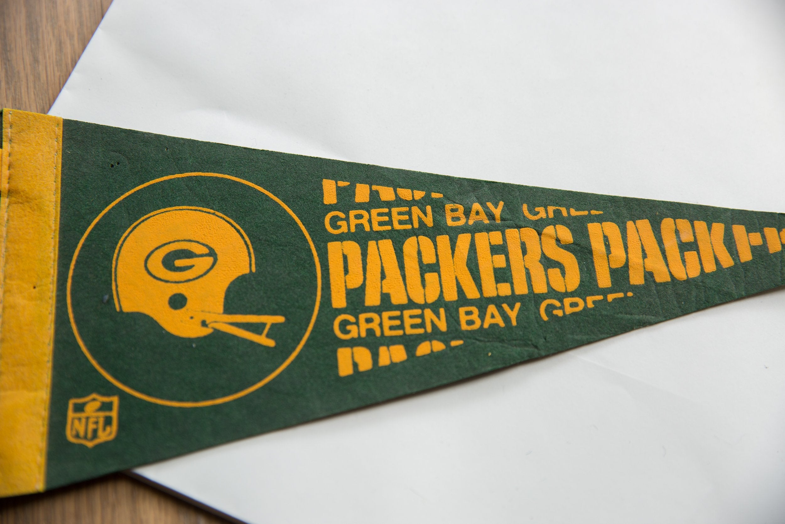 Vintage Green Bay Packers Felt Flag Pennant // ONH Item 9765 Image 1