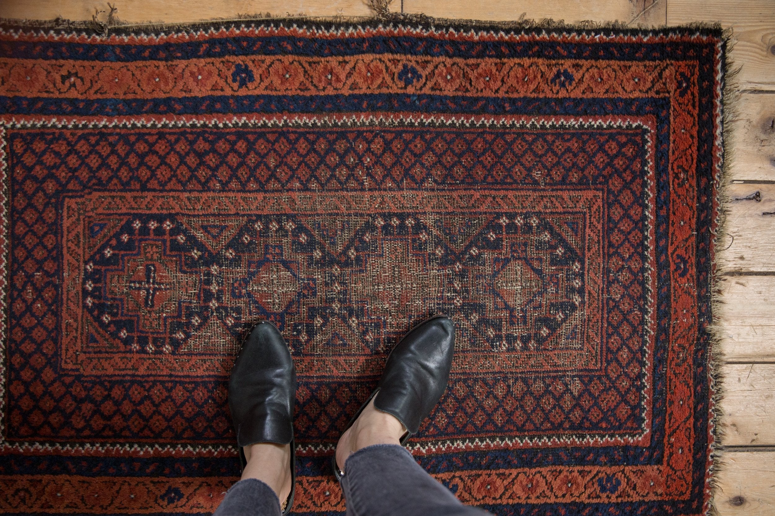 2.5x4 Vintage Beshir Rug // ONH Item 9912 Image 1