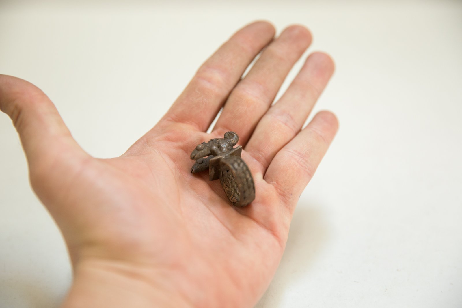 Vintage African Bronze Double Chameleon Ring