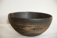Vintage Wooden African Bowl // ONH Item AB00576 Image 1