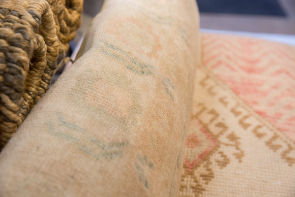 Vintage Rug Fragment Pillow // ONH Item AS10275A10213A Image 6