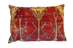 Vintage Rug Fragment Pillow // ONH Item AS10276A10214A