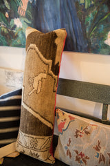 Reclaimed Vintage Turkish Rug Fragment Lumbar Pillow // ONH Item AS7080A7669A Image 4