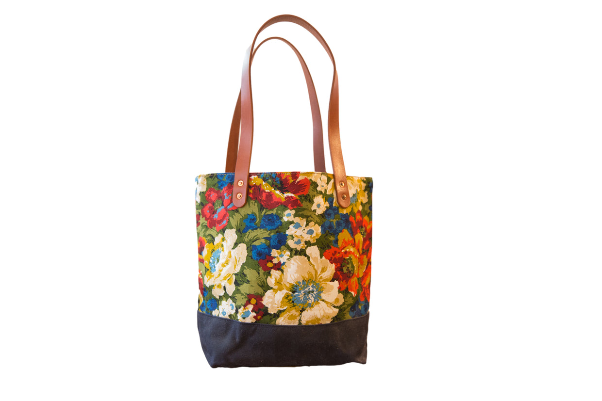 Vintage Floral Fabric Market Tote Bag // ONH Item BK001174