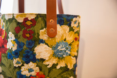 Vintage Floral Fabric Market Tote Bag // ONH Item BK001174 Image 3