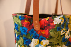 Vintage Floral Fabric Market Tote Bag // ONH Item BK001192 Image 2