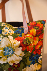 Vintage Floral Fabric Market Tote Bag // ONH Item BK001192 Image 5