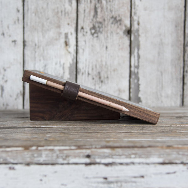 Peg and Awl Chalk Pad Stand // ONH Item 4140