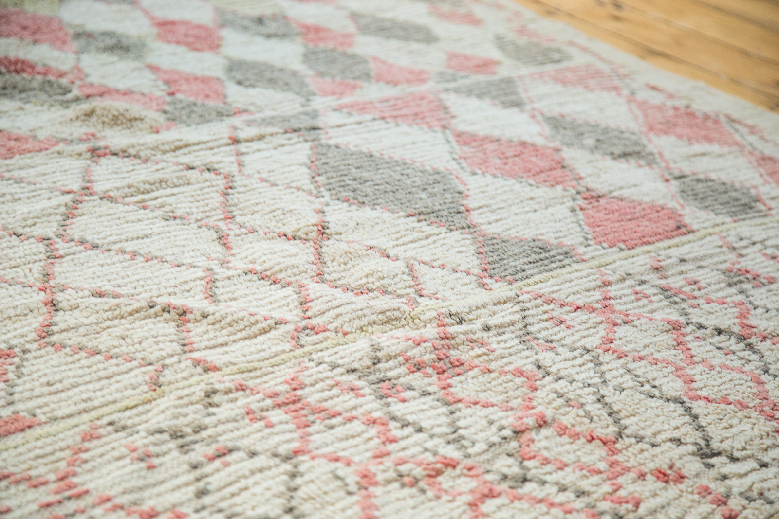 6x6 Vintage Moroccan Square Rug // ONH Item ee001288 Image 1