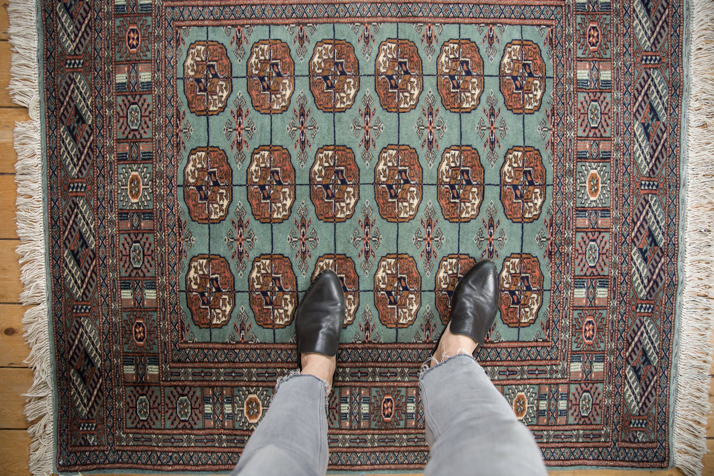 4x4.5 Vintage Fine Bokhara Square Rug // ONH Item mc001503 Image 1