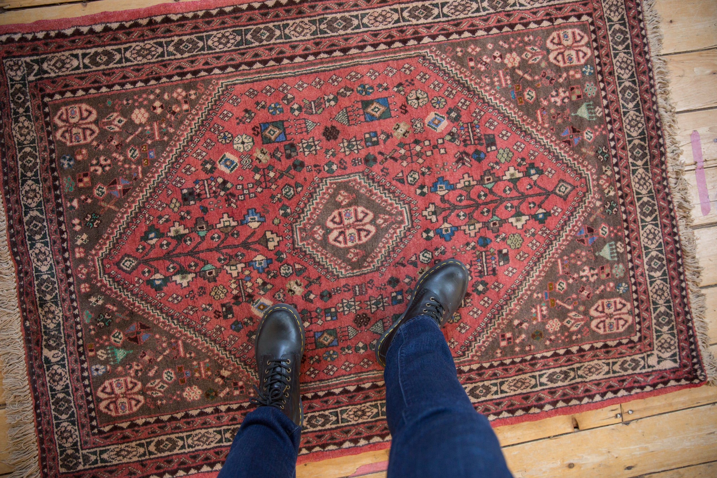 3.5x5 Vintage Abadeh Rug // ONH Item mc001542 Image 1