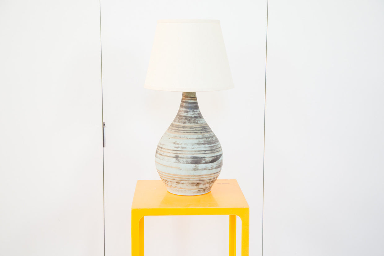 Mid Century Modern Martz Table Lamp // ONH Item RH122