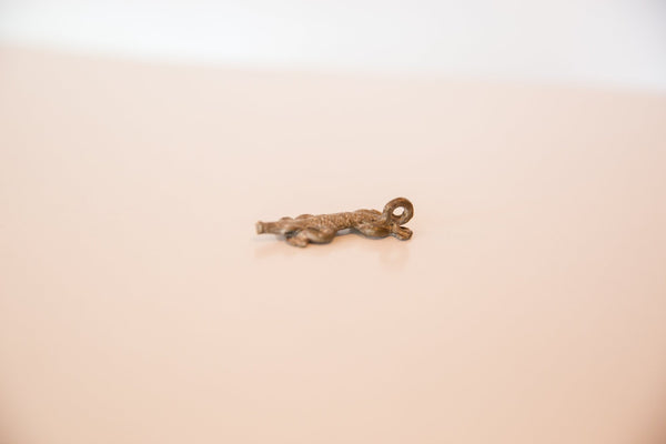 Vintage African Bronze Lizard Pendant with Dusty Patina // ONH Item ab00457