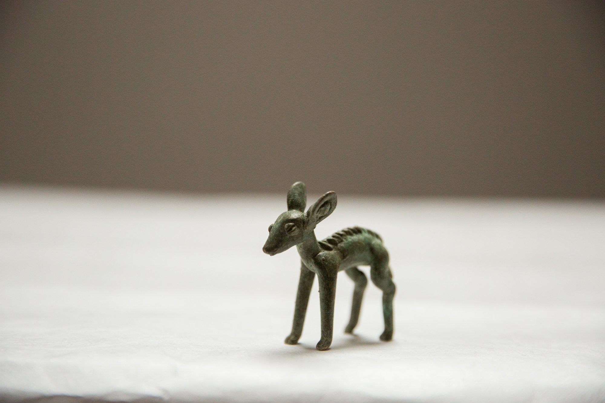 Vintage African Dark Oxidized Bronze Ewe // ONH Item ab00688 Image 1