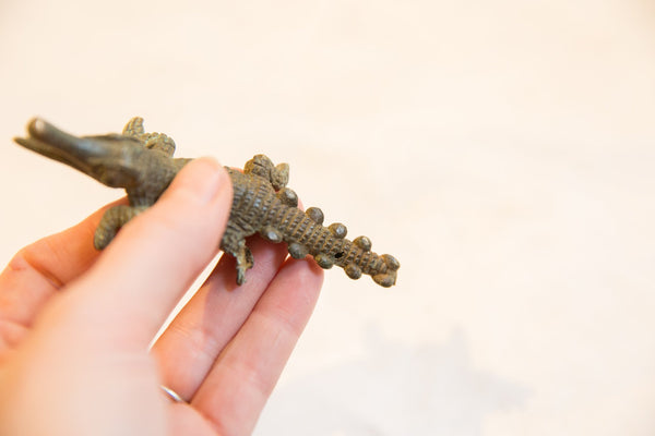 Vintage African Dark Oxidized Bronze Crocodile // ONH Item ab00693 Image 4