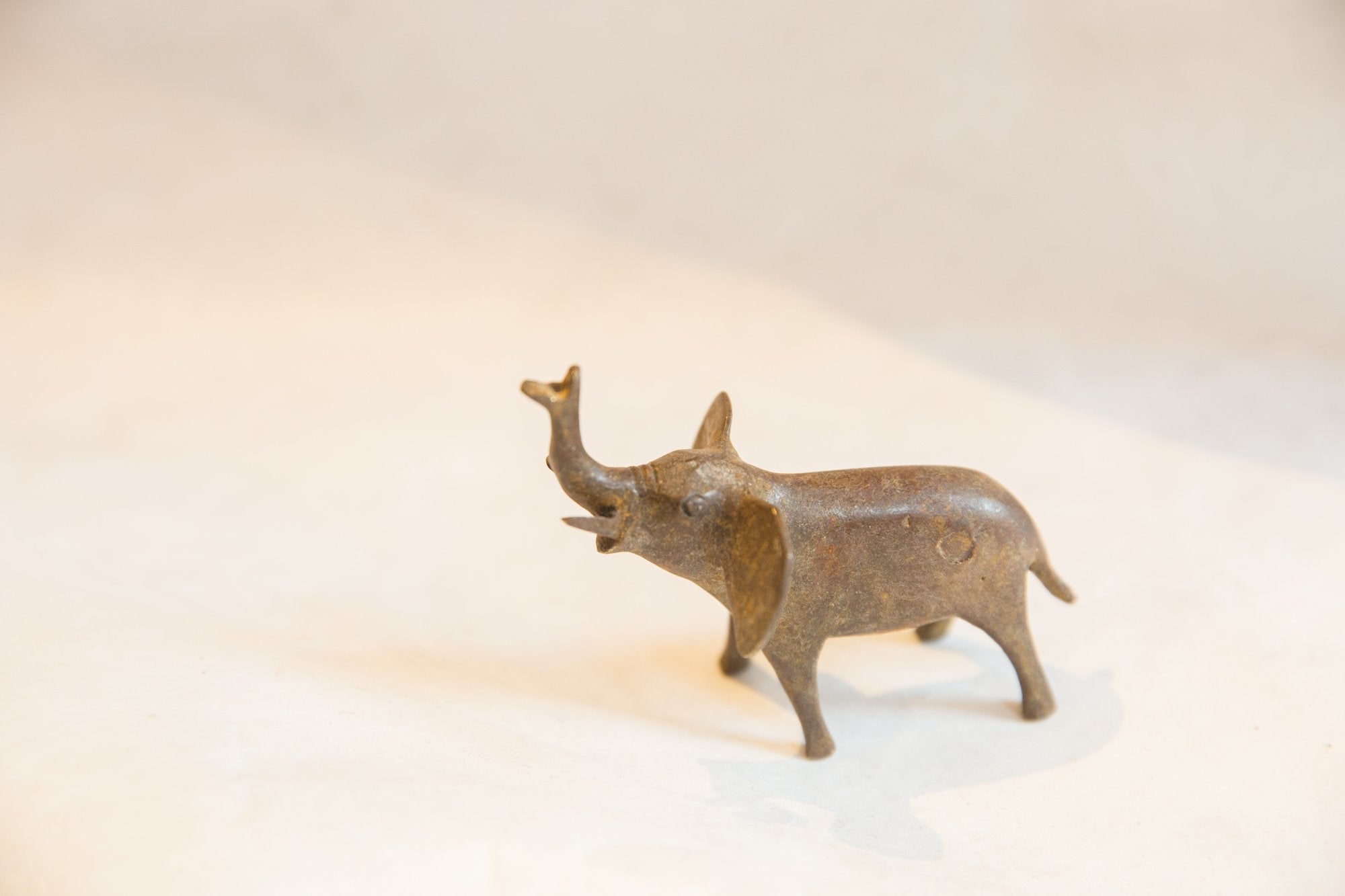 Vintage African Medium Bronze Elephant // ONH Item ab00698 Image 1