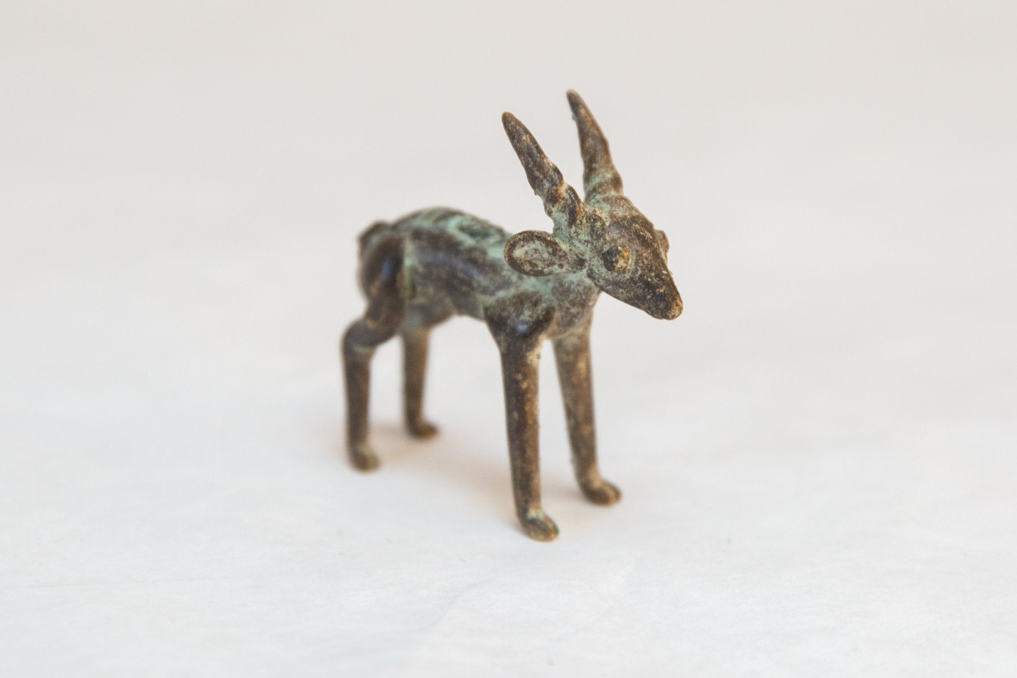 Vintage African Dark Oxidized Bronze Impala // ONH Item ab00750 Image 1