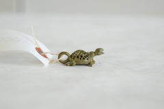 Vintage African Oxidized Bronze Criss-Cross Mesh Design Turtle Pendant // ONH Item ab00853 Image 1