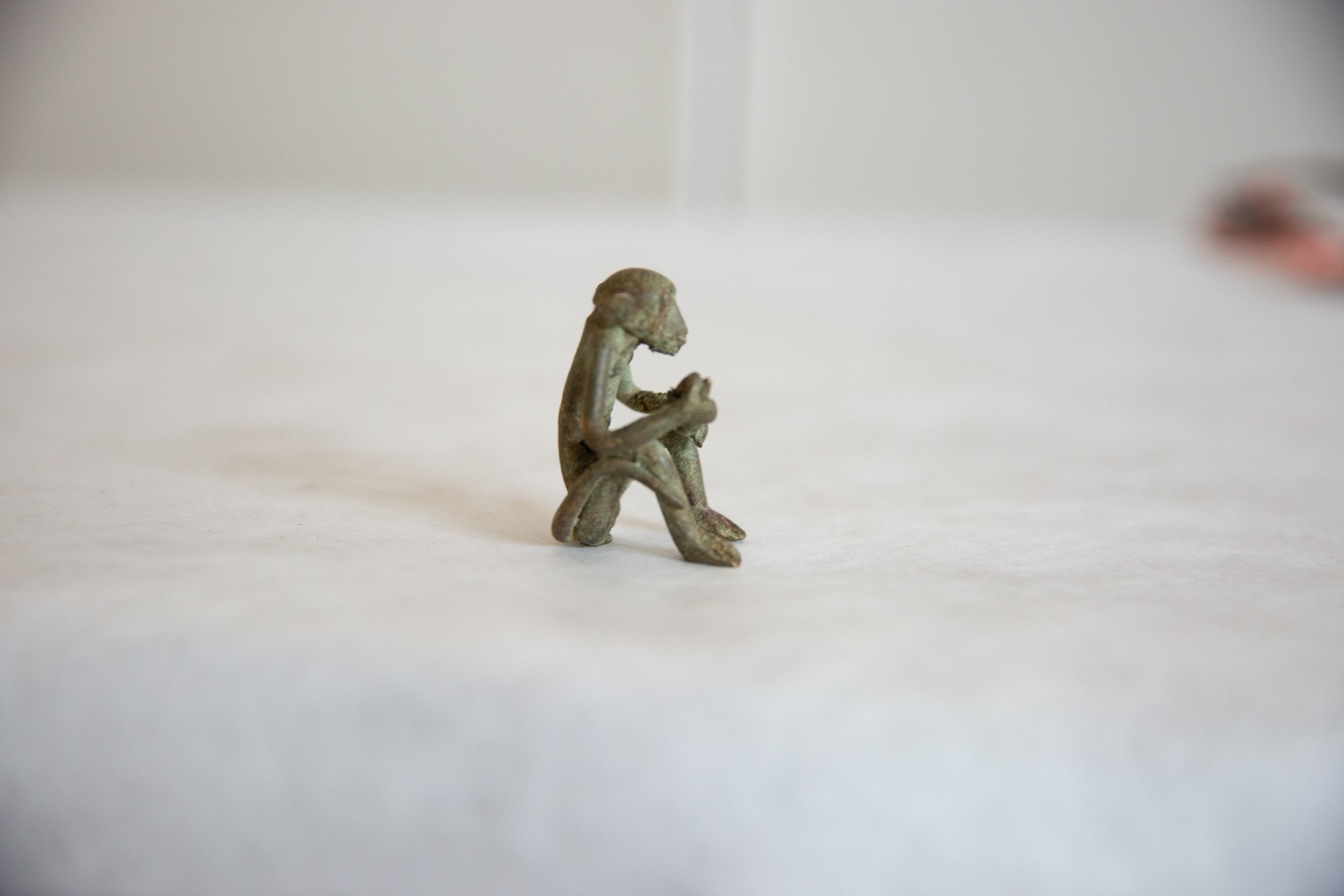 Vintage African Oxidized Bronze Sitting Monkey with Banana // ONH Item ab00920 Image 4